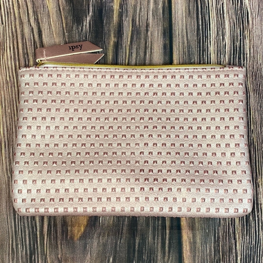 Ipsy Metallic Pink Cosmetic Bag With Hot Pink Interior- 7.5” x 5”